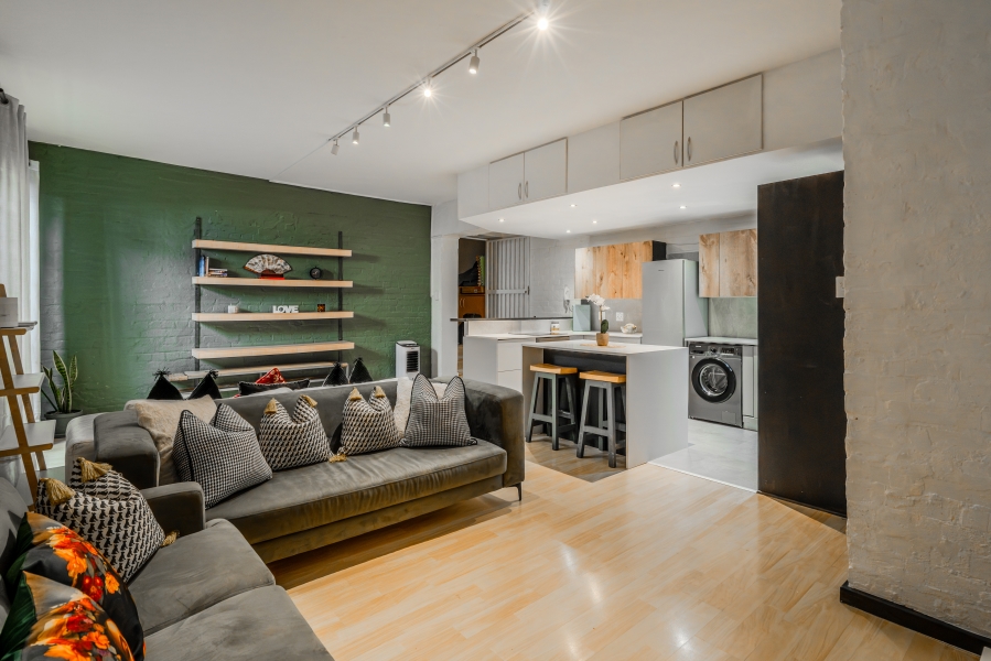 2 Bedroom Property for Sale in Gardens Western Cape